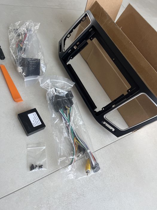 Ramka do radia Android 2din plus okablowanie Cambus Vw Scharan 9” cali