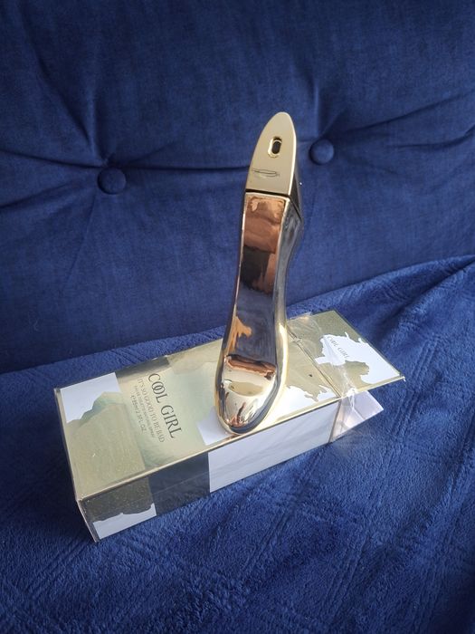 Nowe perfumy do sprzedania