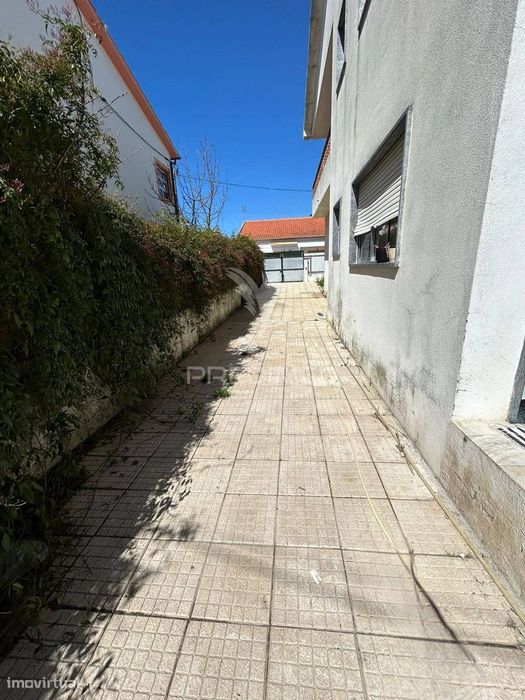 Rés de chão de Bifamiliar