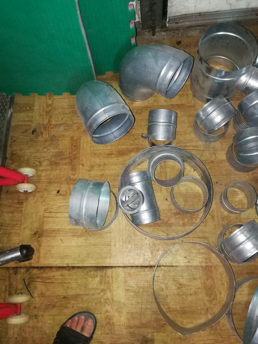 Elementy wentylacji rury złączki