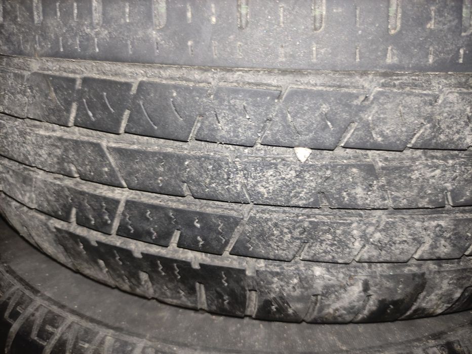 Шини континенталь 215 65 16