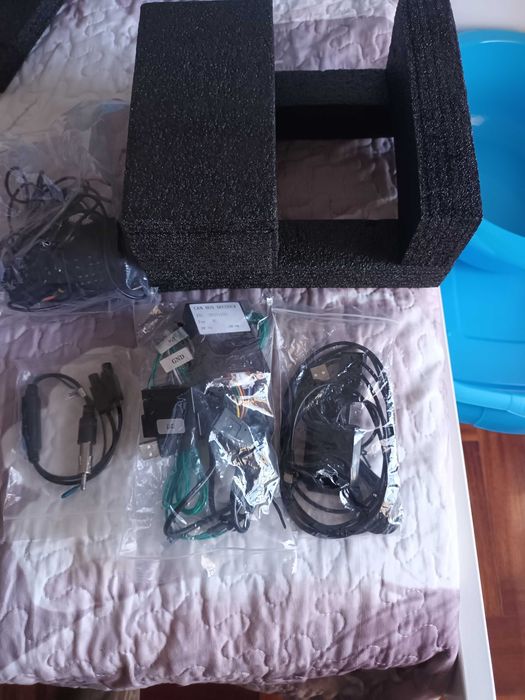 Auto rádio cd para Mercedes W203 Ano 2004 ate 2007 Novo.