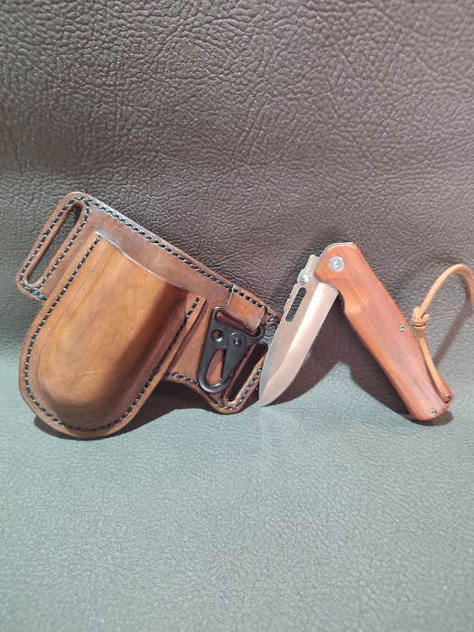 Navalha e coldre de cinto em couro