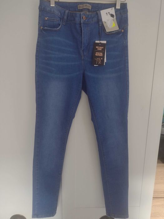 Nowe jeansy wyszczuplające Primark