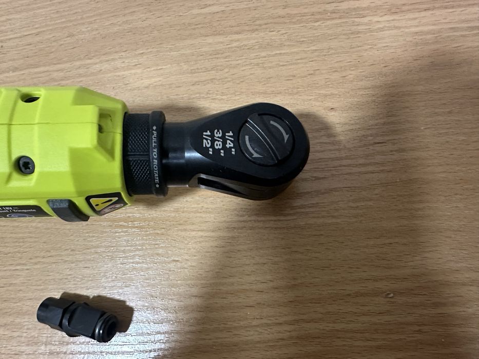 Гайковерт, трещітка Ryobi pcl280