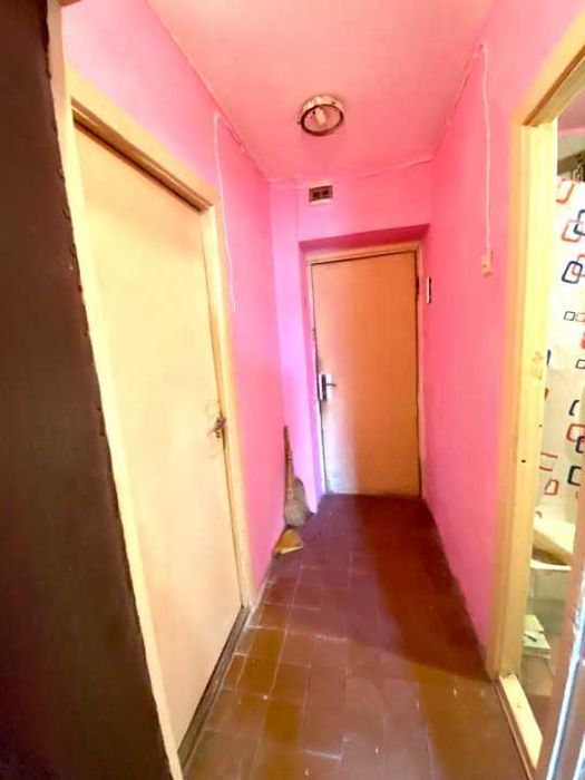 Продаж кімнати в гуртожитку. вул. Тичини