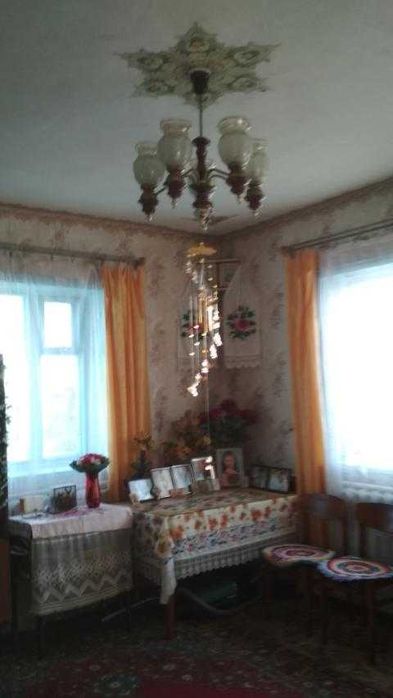 Будинок з господарськими будівлями с. Каленики, Полтавський район