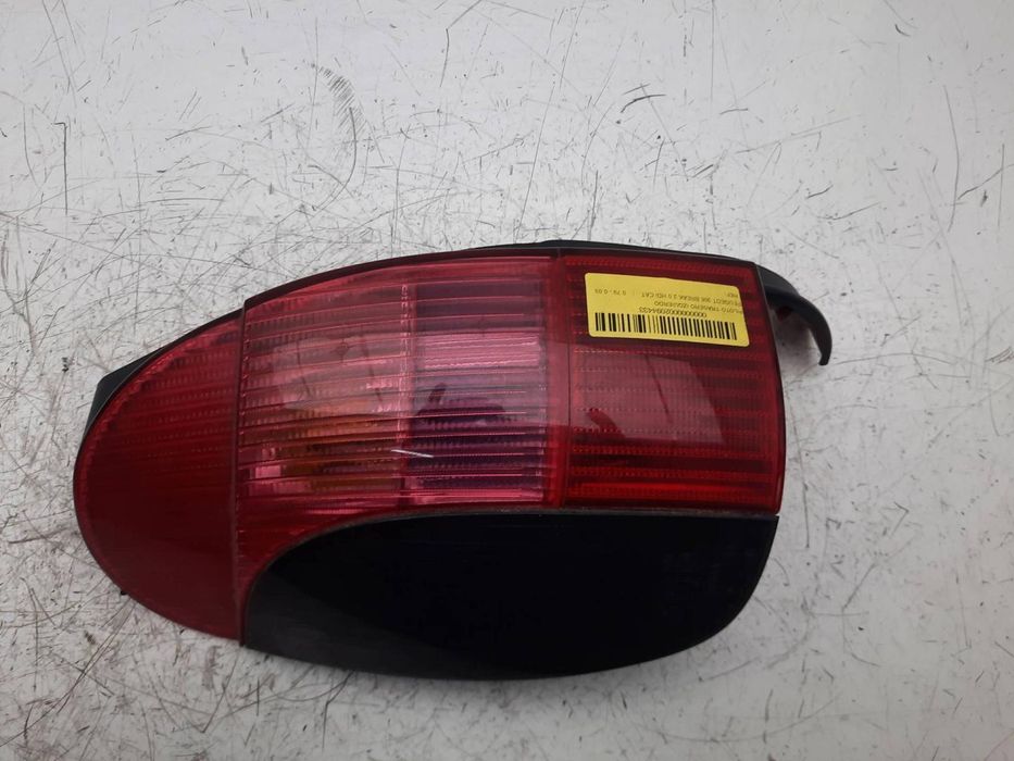 farolim traseiro esquerdo peugeot 306