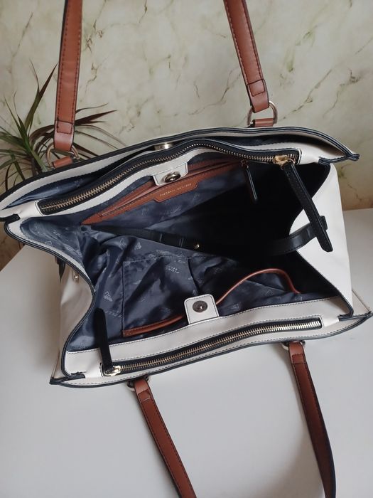 Сумка  жіноча Fiorelli