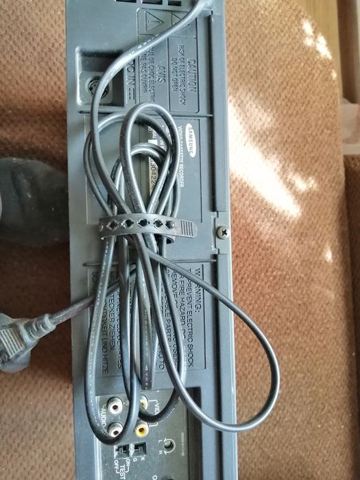 Продам  радио приймач атланта фм