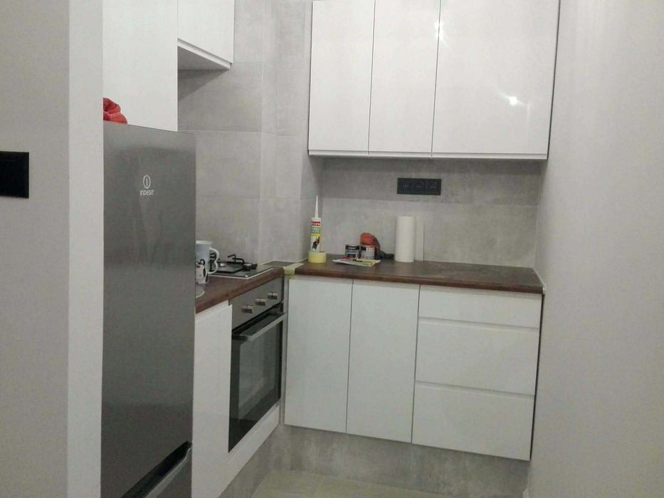 sprzedam mieszkanie 2 pokoje, 35 m. bliskie Bemowo, 200 m. od metra