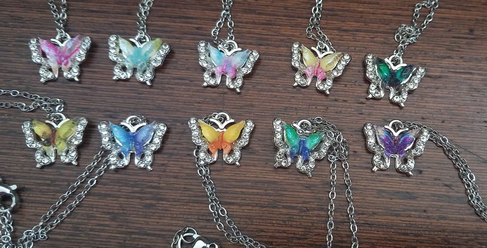Colar com borboleta