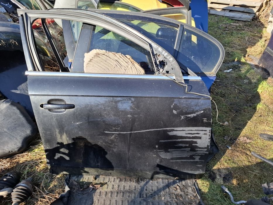 Drzwi Prawe Przednie Prawy Przód Błotnik Lampa Koło Szyba Zamek A4 B8