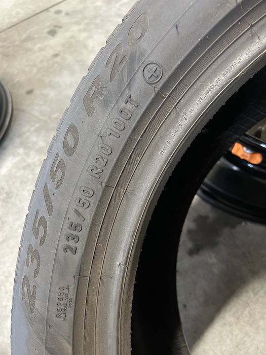Opony letnie Pirelli 235/50/20