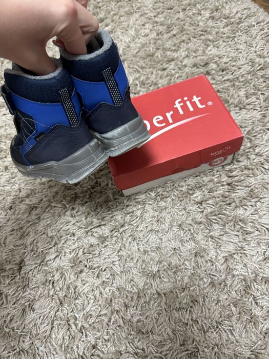 Зимнии ботинки ,Сапожки