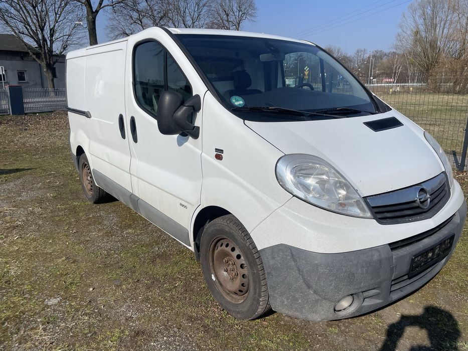 Sprzedam Opel Vivaro 2.0CDTI
