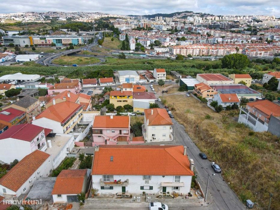 Terreno Rústico em Augi em Odivelas