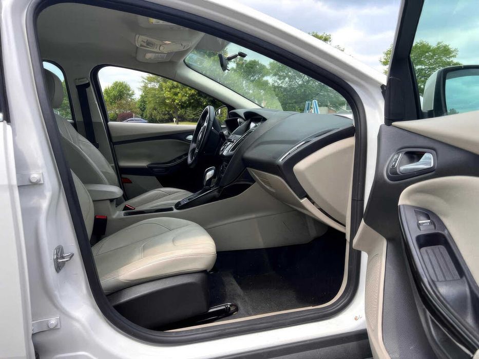 Ford Focus      2016