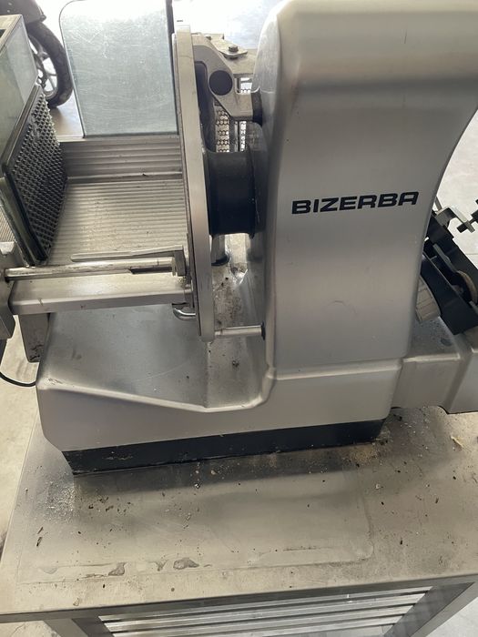 Fiambreira automatica para pecas bizerba