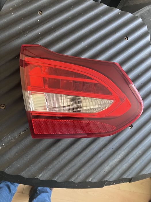 Farol traseiro esquerdo  mercedes c220 (w205)  mala