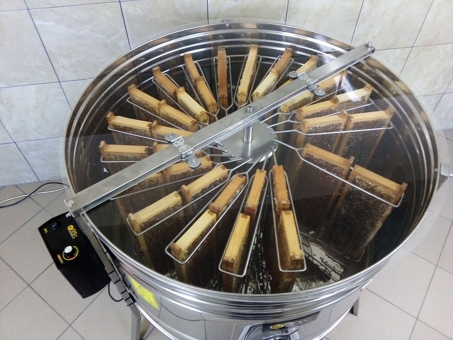 Miód z własnej pasieki 2025