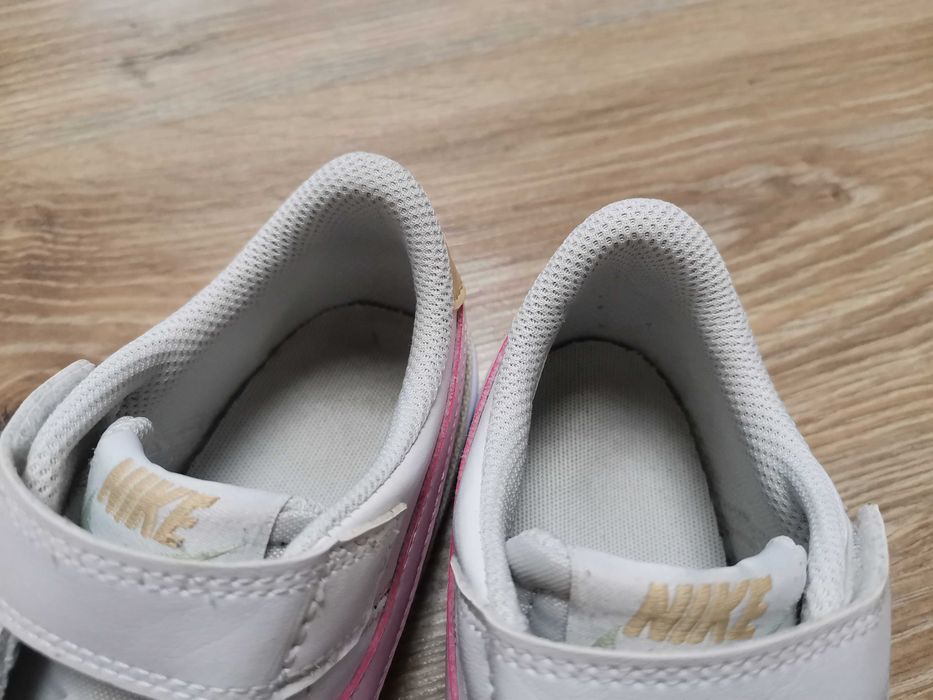 Продам кросівочки Nike Court Legace 30 розміру.