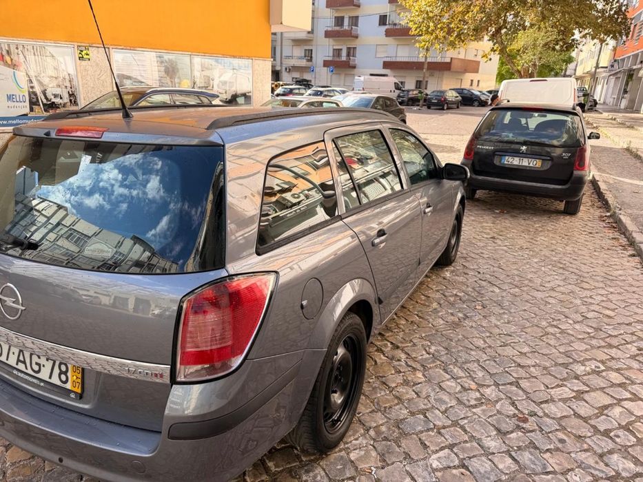 Opel astra caravan ano de 2005 — photo 2