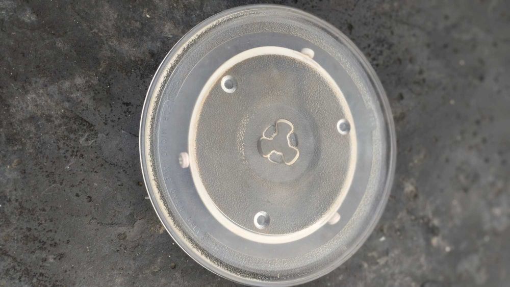 Vendo prato de microondas usado em bom estado 15 euros