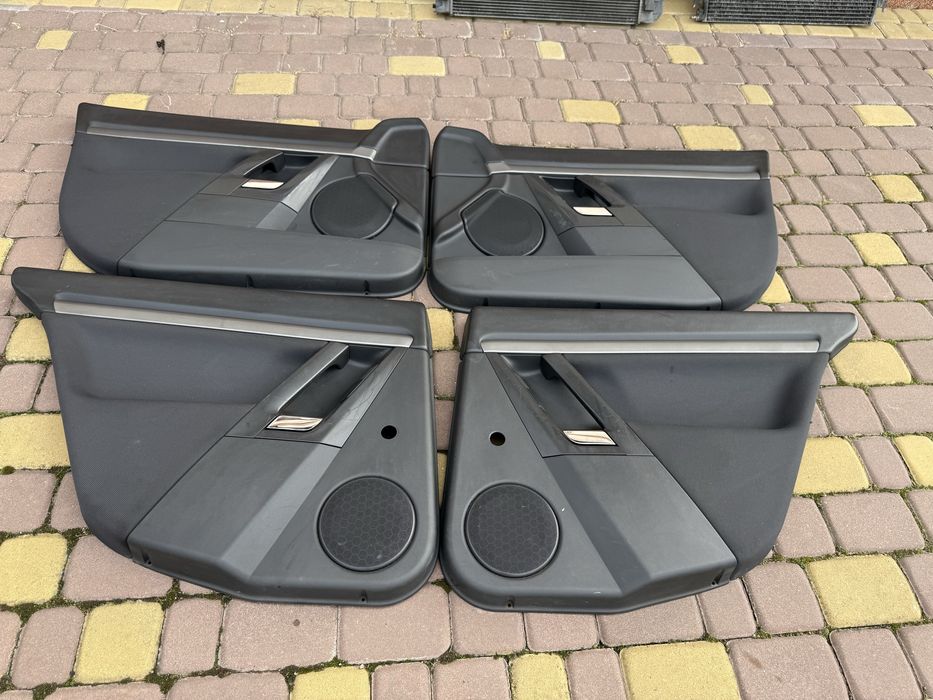 Дверні карти Opel Vectra C седан