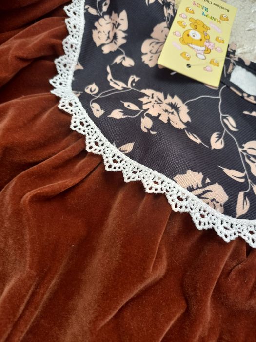 Sukienka welurowa 92