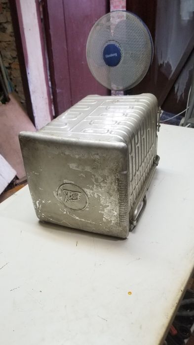 Продам з/ч до радянських холодильників .