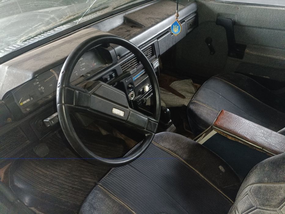 Продам Москвич 2141