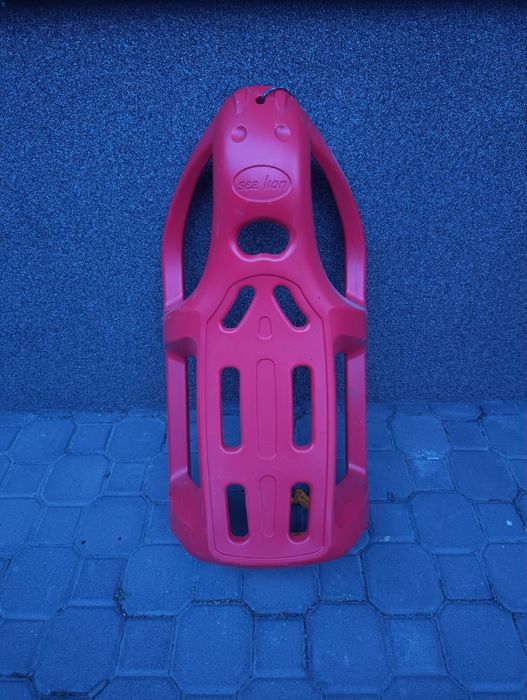 Sanki plastikowe jak nowe