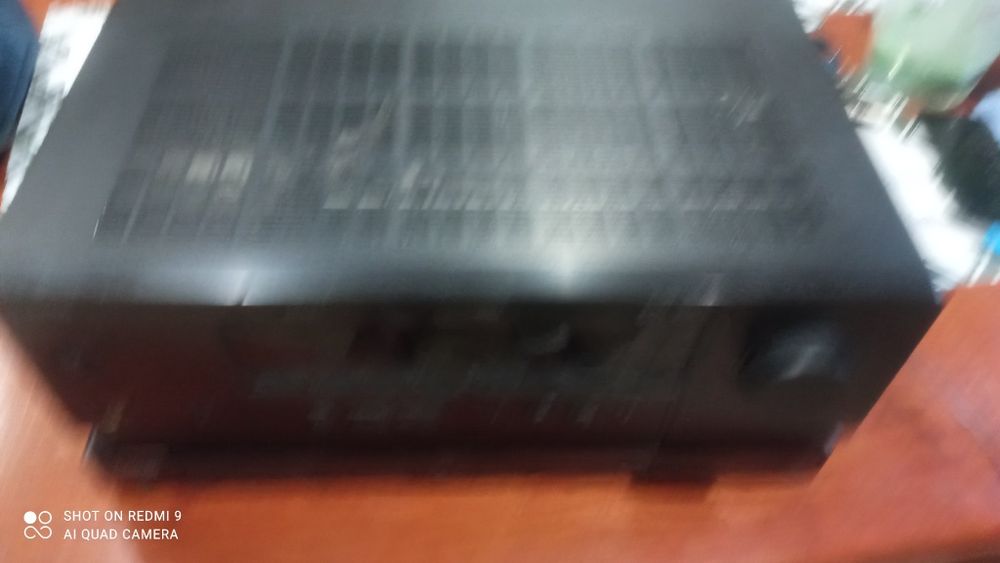 amplituner +dvd 2piloty