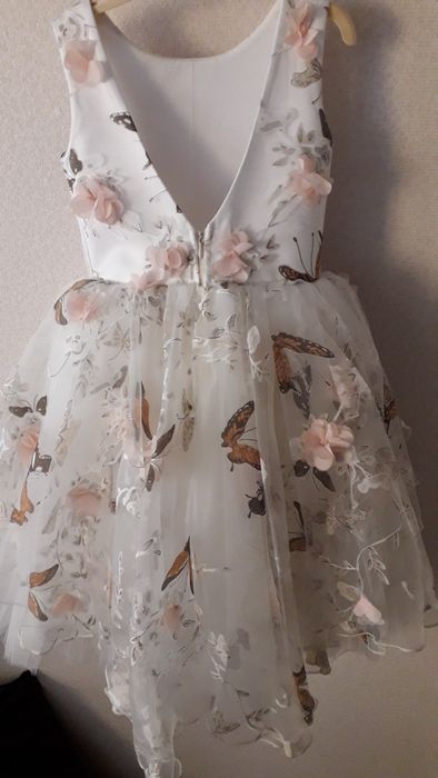 Красивое детское платье