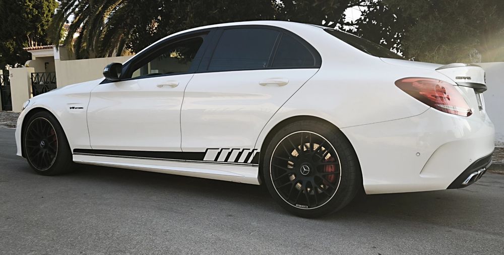 Mercedes c63 v8 biturbo