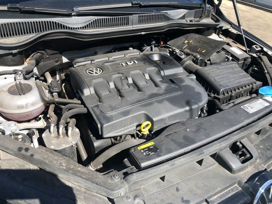 VW GOLF VII SPORTSVAN 1.6 TDI 110 CV CAIXA DSG 7 DE 2016 PARA PEÇAS