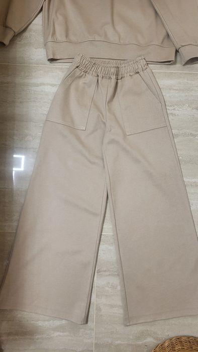 Костюм на дівчинку