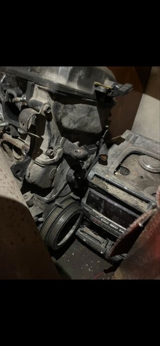 Мотор двигатель zl1.5 /mazda 323bj