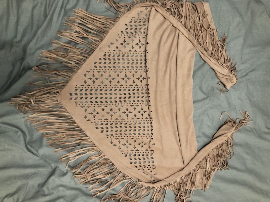 Ażurowa chusta różowa miekki materiał