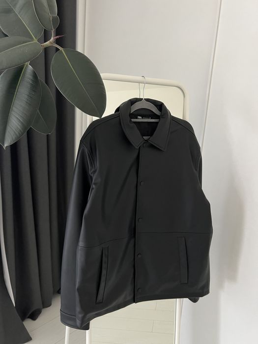 Кожанка Zara.