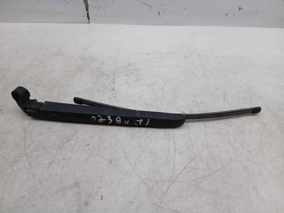 Haste / braço de escova limpa vidros trás AUDI A4 Avant (8W5, 8WD, B9)