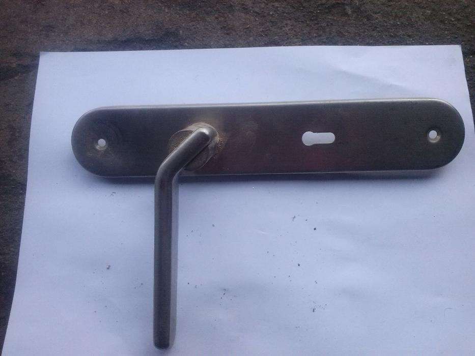 Dobradiças e Puxadores