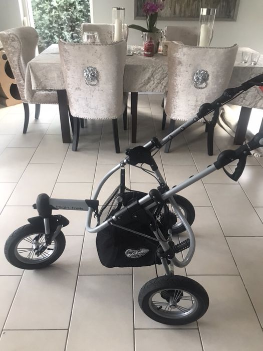 High trek wózek 3w 1 bardzo zadbany jak nowy fotelik gratisy
