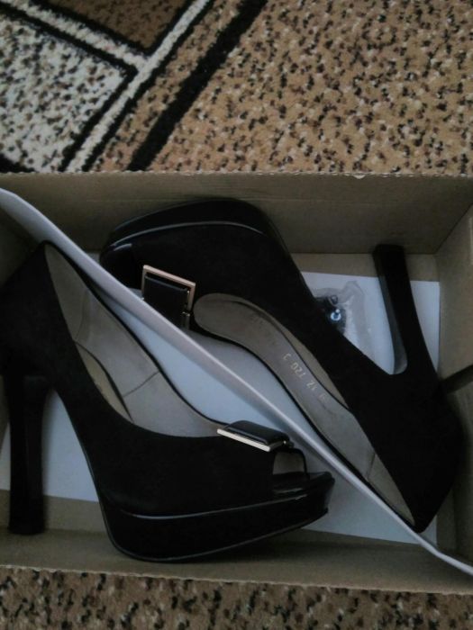 Кожаные замшевые туфли 38размер.