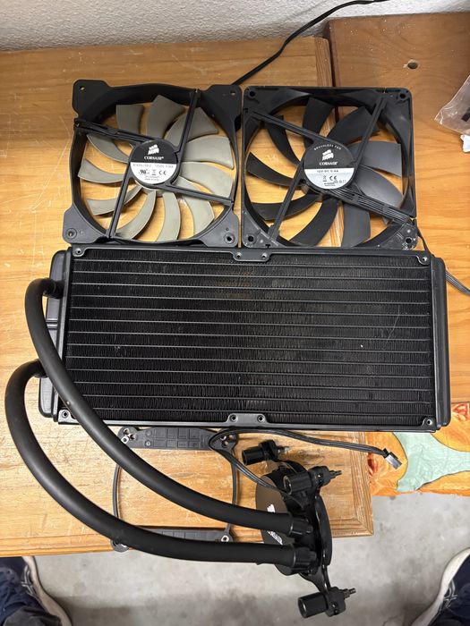 Water cooler corsair H110