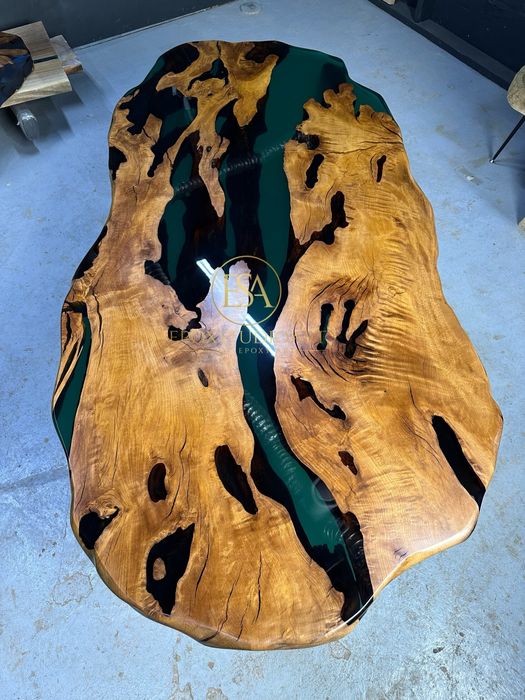 Loftowy stół topola z czeczota