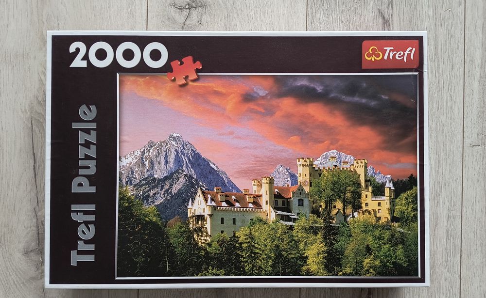 Puzzle trefl 2000