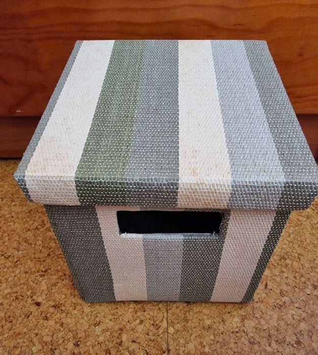 Multicolored Striped Box425130359847669761