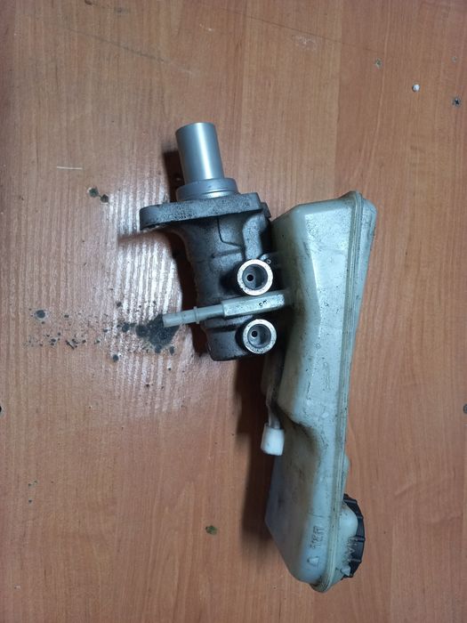 Ford mondeo mk4 1.6 TI VCT wszystkie części klapa lusterko drzwi 58